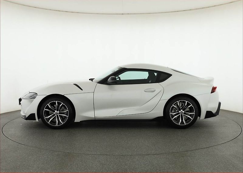 Toyota Supra (2024) 2.0 Turbo - fotka 3 z 19