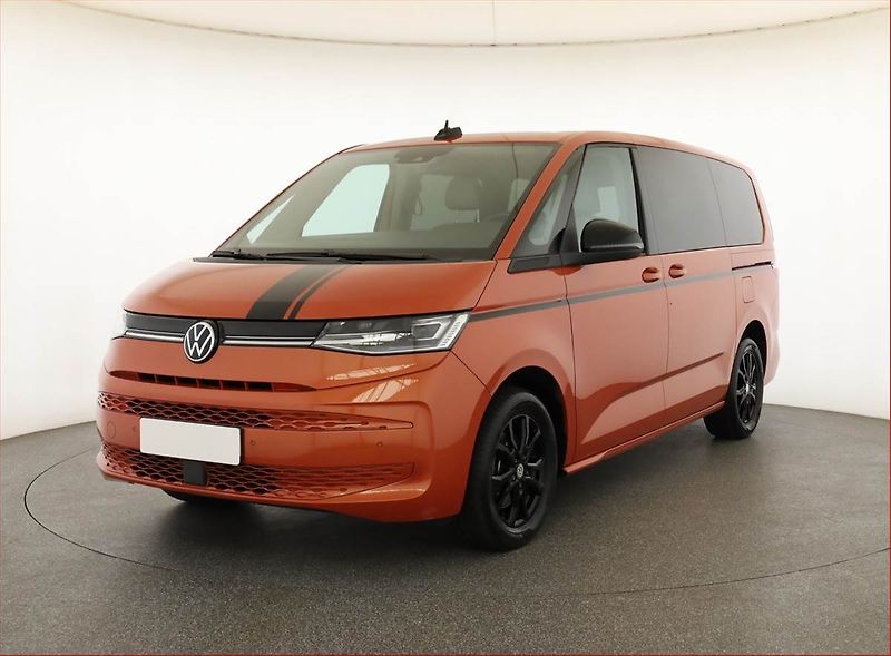 Volkswagen Multivan (2023) 2.0 TSI - fotka 2 z 21