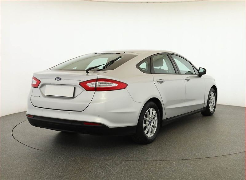 Ford Mondeo (2018) 2.0 TDCI, Serv.kniha, Navi - fotka 5 z 18