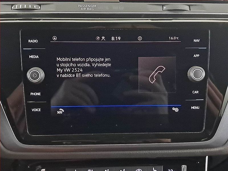 Volkswagen Touran (2021) R-Line 2.0 TDI, Automat - fotka 13 z 19