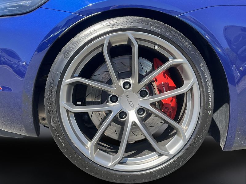 Porsche Cayman (2020) GT4 - fotka 11 z 25