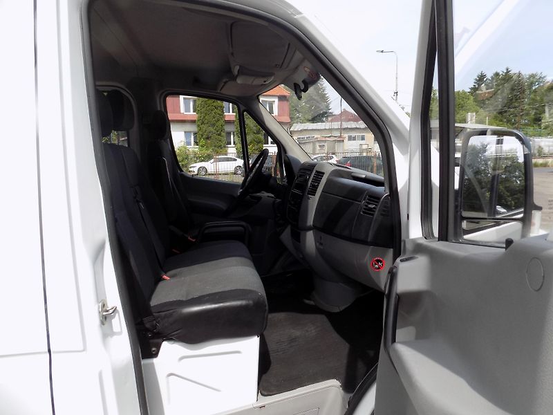 Mercedes-Benz Sprinter (2012) 2,2 95KW 7 MÍST SKLÁPĚČ  - fotka 26 z 46