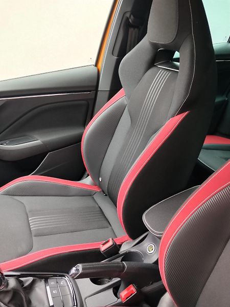 Škoda Kamiq 1.5TSi MONTE CARLO DSG ACC - fotka 10 z 11