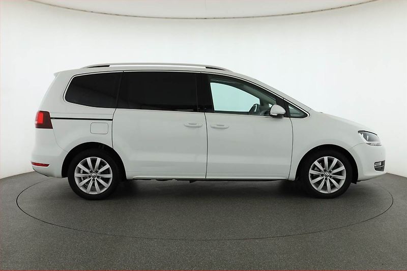 Volkswagen Sharan (2015) 2.0 TDI BMT, Automat, 7 míst - fotka 6 z 18