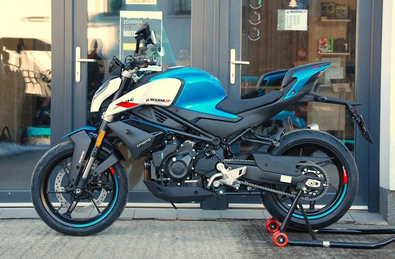 CFMOTO 450 NK (2026) 450NK - fotka 5 z 25