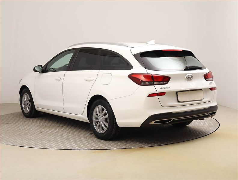 Hyundai i30 (2021) 1.6 CRDi, ČR,1.maj, Serv.kniha - fotka 4 z 22