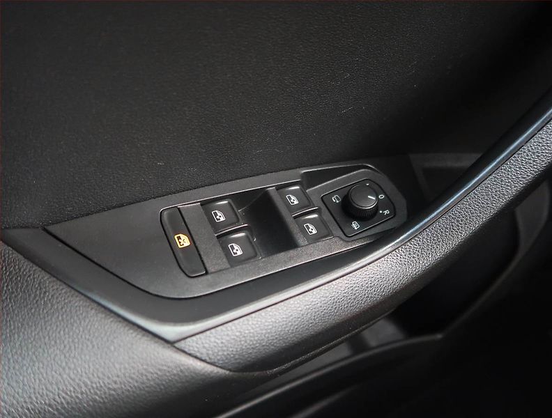 Škoda Karoq (2021) Style Plus 2.0 TDI - fotka 19 z 23
