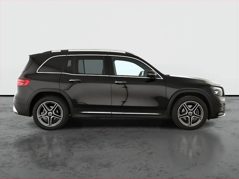 Mercedes-Benz GLB (2025) 200 d 4MATIC - fotka 6 z 27