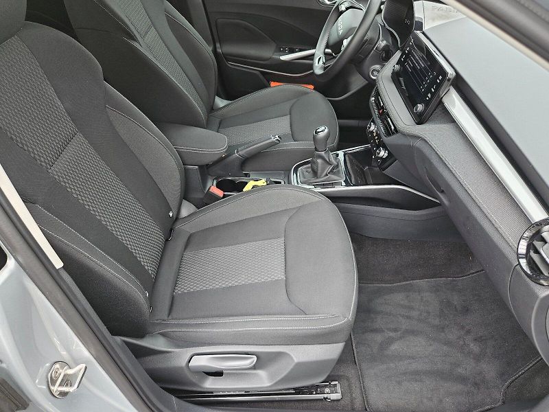 Škoda Fabia (2025) TOP SELECTION TSI 70/1.0 M5F - fotka 15 z 27