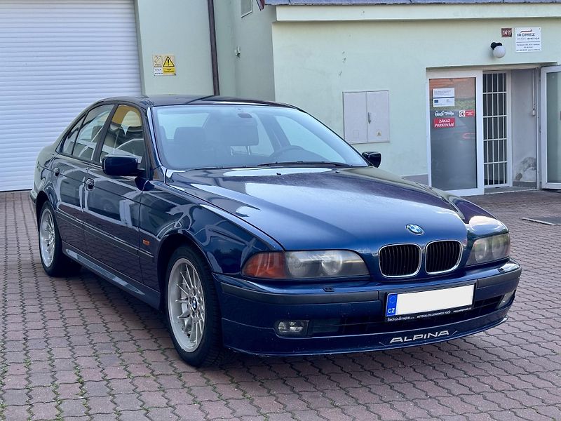 BMW Řada 5 (2000) 528i manuál RWD ČR - fotka 3 z 18