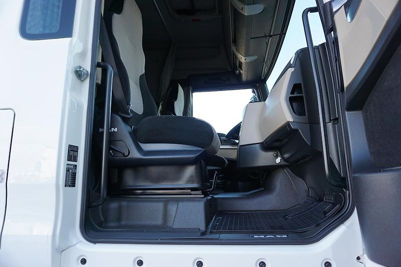 MAN TGX (2019)  18.460 / ACC / E 6 / XLX /  B - fotka 25 z 48
