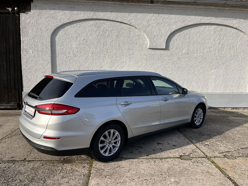 Ford Mondeo (2019) 2.0TDCi NAVI WINTER PDC ALU - fotka 6 z 35