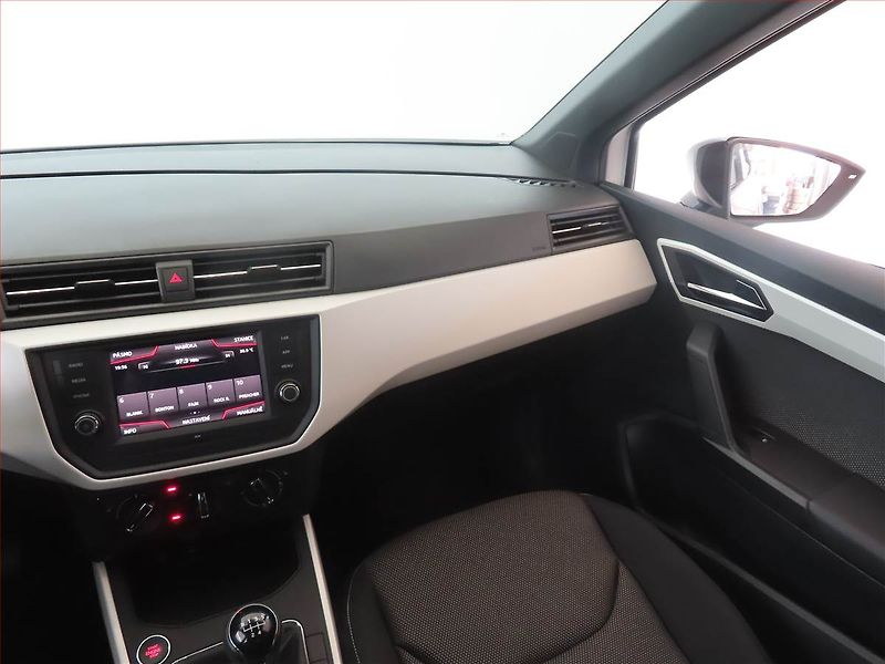 Seat Arona (2020) Xperience 1.0 TSI, ČR,1.maj - fotka 8 z 15