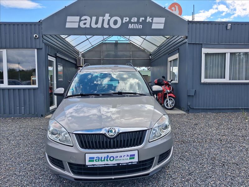 Škoda Roomster 1,2 1.2TSi - fotka 2 z 14