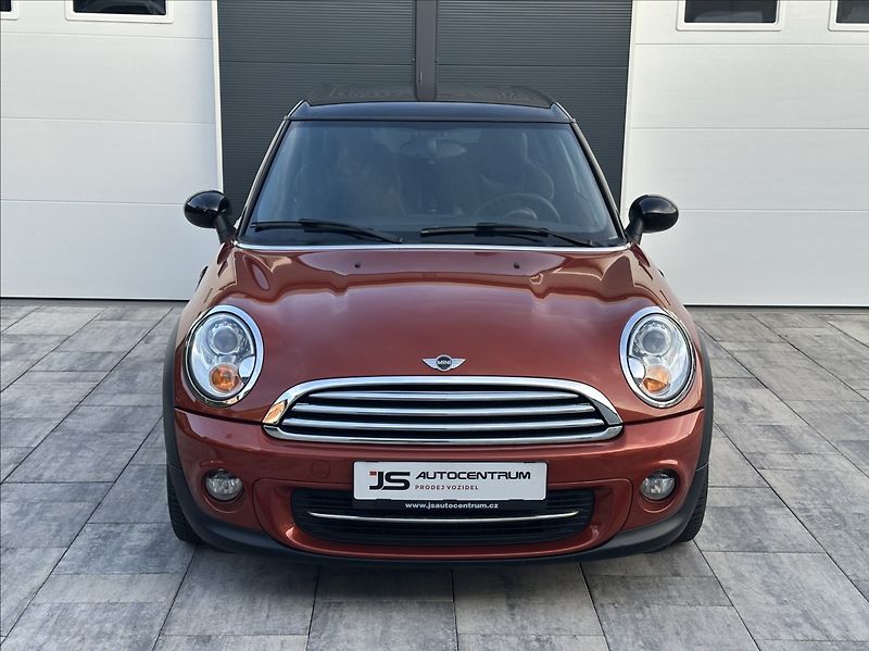 Mini Clubman 1,6 122PS  Chili JCW Recaro - fotka 3 z 50