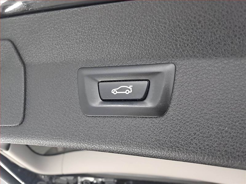 BMW Řada 2 (2015) 218d Gran Tourer, Automat - fotka 20 z 20