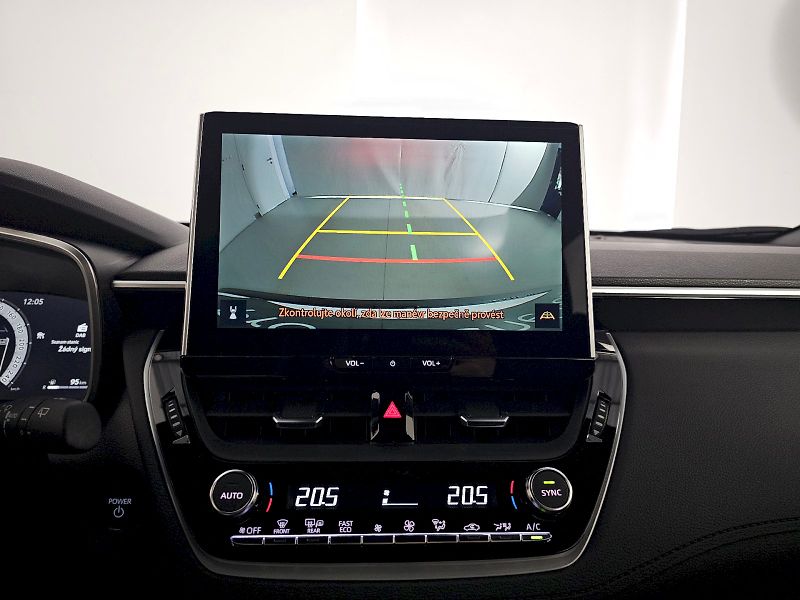 Toyota Corolla Cross (2025) 1.8HEV 140k STYLE TECH - fotka 16 z 27