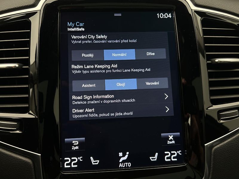Volvo XC90 B5 AWD INSCRIPTION 7 MÍST - fotka 36 z 49