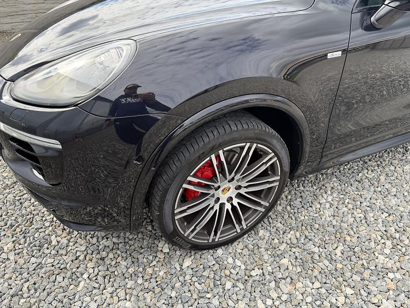 Porsche Cayenne 3.0TDI V6 265PS 4x4 GTS PAKET! - fotka 16 z 159