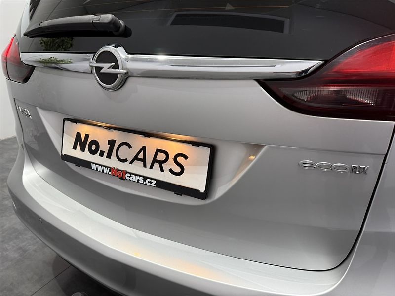Opel Zafira 1,4   TURBO COSMO VÝHŘEV TZ - fotka 39 z 49