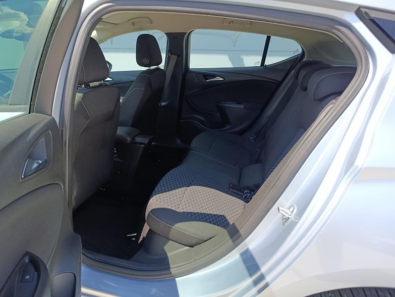Opel Astra 1.0 77kW ČR 1.MAJITEL  - fotka 13 z 31