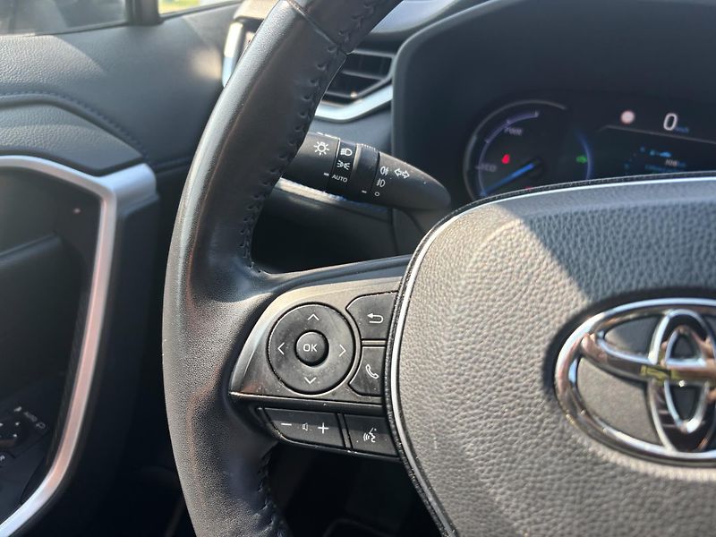 Toyota RAV4 2.5 HSD e-CVT AWD Selection - fotka 16 z 28