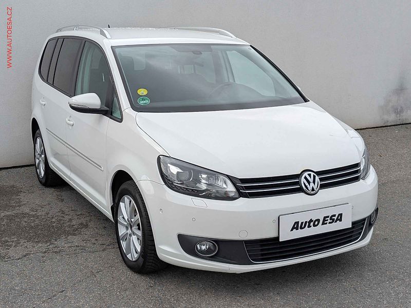 Volkswagen Touran (2011) 1.4TSi, Xenon, výhř.sed. - fotografie inzerátu