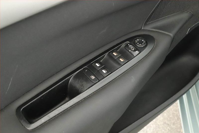 Citroën C4 (2013) 1.6 HDi, ČR,1.maj, po STK - fotka 12 z 12
