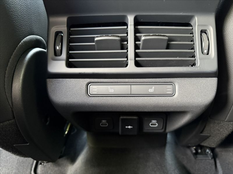 Land Rover Range Rover Evoque 1,5 DYNAMIC SE P269e - fotka 19 z 20