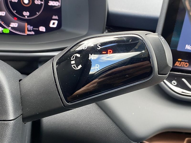 Cupra Terramar 2.0 TSI 150 kW 4WD DSG - fotka 15 z 27
