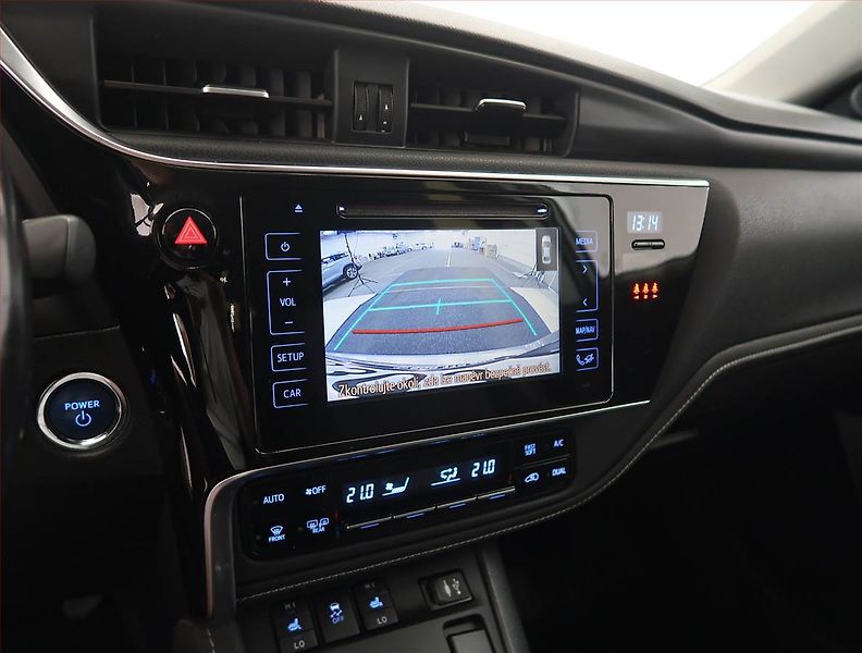 Toyota Auris (2018) Executive Hybrid, Automat, ČR - fotka 17 z 24