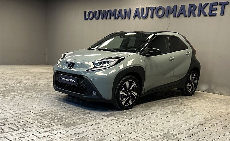 Toyota Aygo 1.0 STYLE TECH VISION - fotka 1 z 16