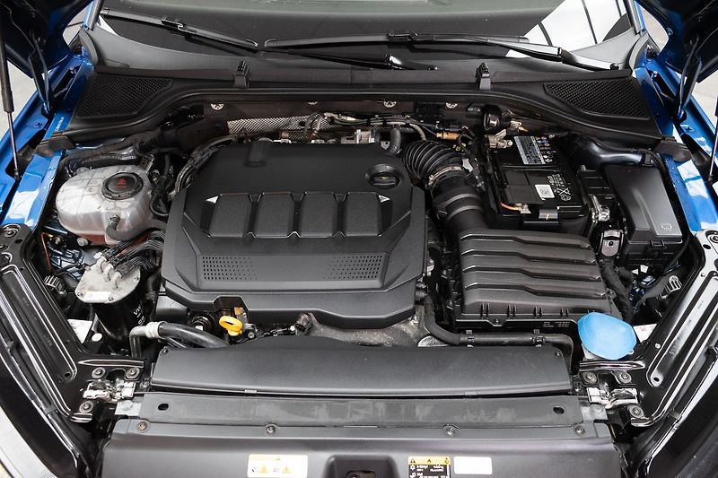 Škoda Octavia 2.0 TDI STYLE*ACC*DPH*ČR 1.MAJ - fotka 32 z 37