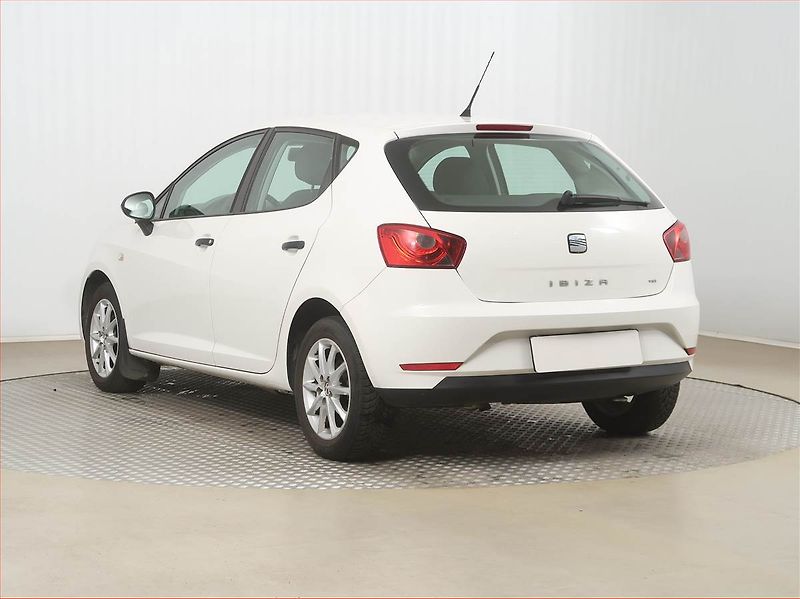 Seat Ibiza (2014) 1.2 TSI - fotka 4 z 14