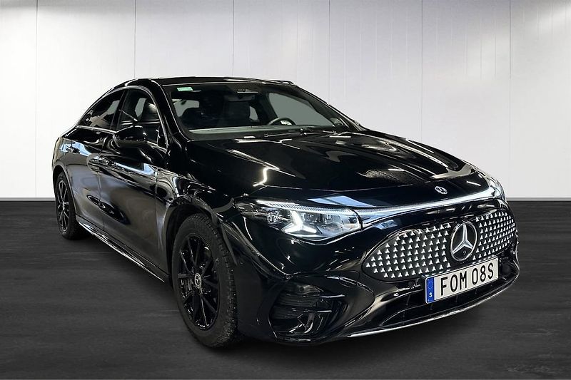 Mercedes-Benz CLA 350 4M AMG Pano 360 Burm HuD - fotka 2 z 25