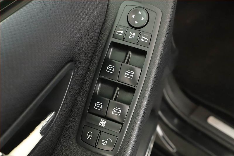 Mercedes-Benz Třídy B (2006) B 200 CDI , Automat, nová STK - fotka 15 z 16
