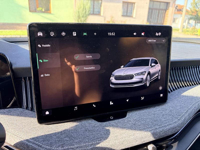 Škoda Superb SELECTION 2.0TDI 110KW DSG LED - fotka 36 z 68