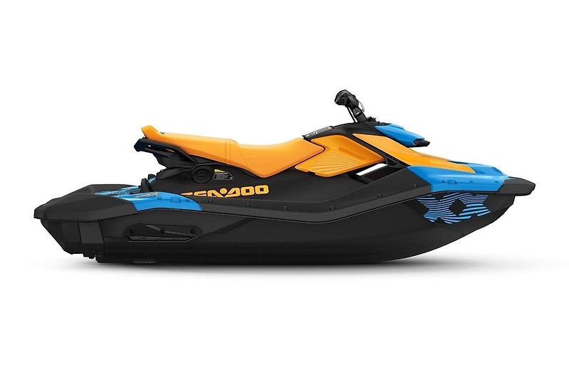 Sea Doo (2026) SPARK Trixx 900 HO ACE 3-up iB - fotka 1 z 2