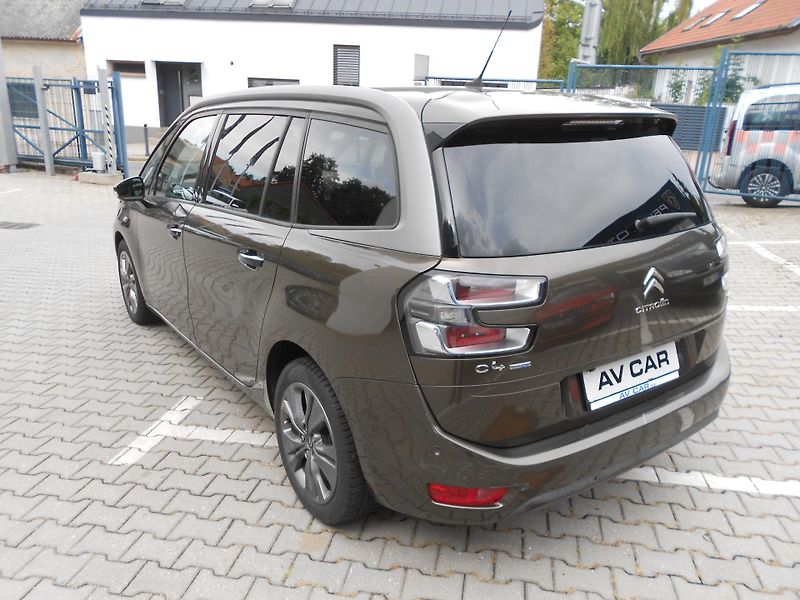 Citroën Grand C4 Picasso 2.0HDi, 110kW, MAN6, 7míst, ČR - fotka 2 z 12