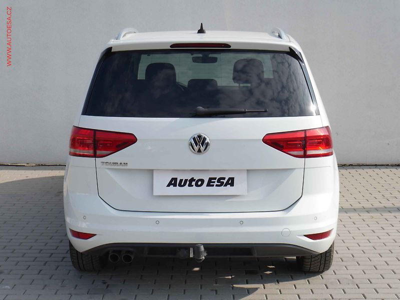 Volkswagen Touran (2019) 2.0TDi, DSG, navi - fotka 5 z 16