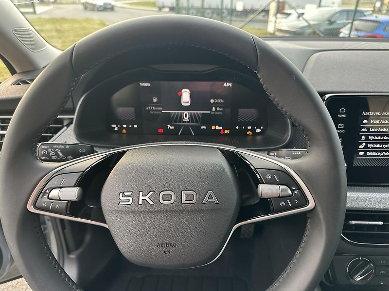 Škoda Kamiq (2026) 130 let 1.5 TSI 110kW 6°MP - fotka 11 z 13
