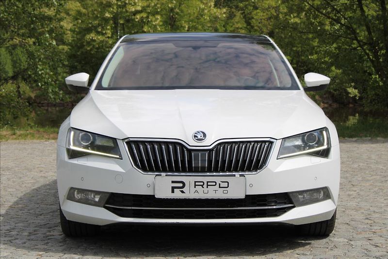 Škoda Superb 2.0 TDI/Style/4x4/DSG/140kW/CZ - fotka 8 z 40