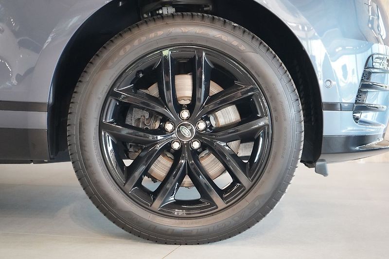 Land Rover Range Rover Velar D300 AWD Dynamic SE, Tážné - fotka 15 z 50
