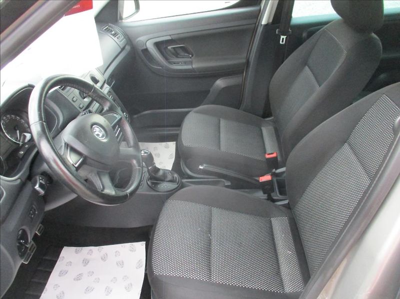 Škoda Roomster 1,2 TSi, Scout,DSG,klima,s.kn, - fotka 13 z 41