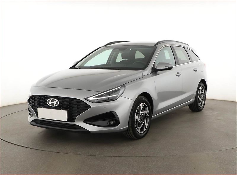 Hyundai i30 (2025) 1.0 T-GDI, STYLE, AUTOMAT - fotka 2 z 21