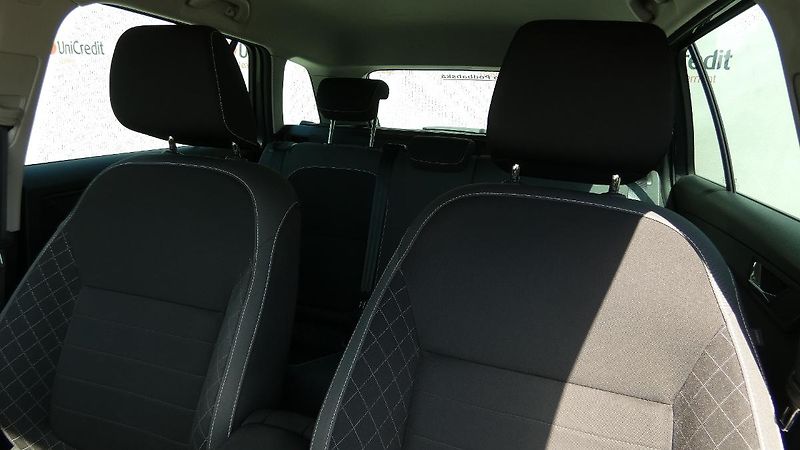 Škoda Fabia Combi 1.0 TSI Ambition - fotka 7 z 22