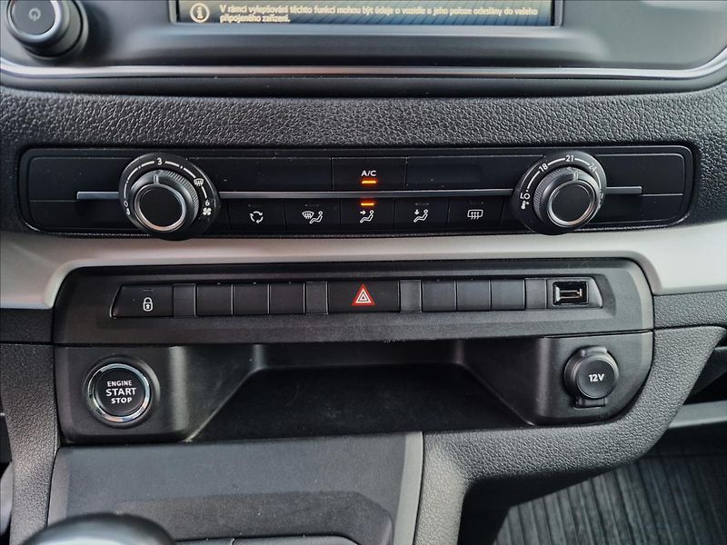 Toyota ProAce Verso 2.0 D-4d 110kW L2 Shuttle, ČR - fotka 35 z 50