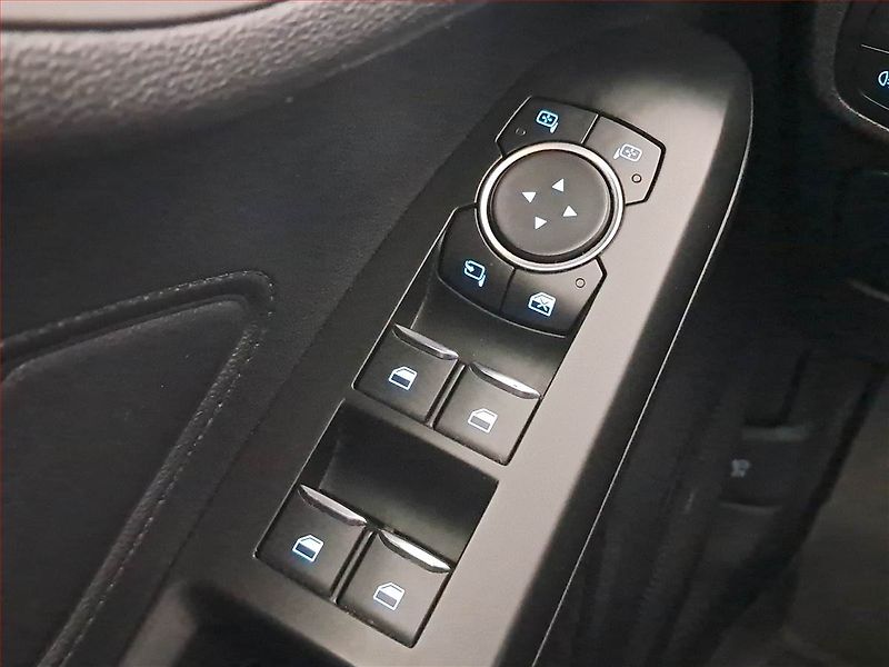 Ford Focus (2019) 1.0 EcoBoost, ČR,1.maj, Navi - fotka 18 z 20