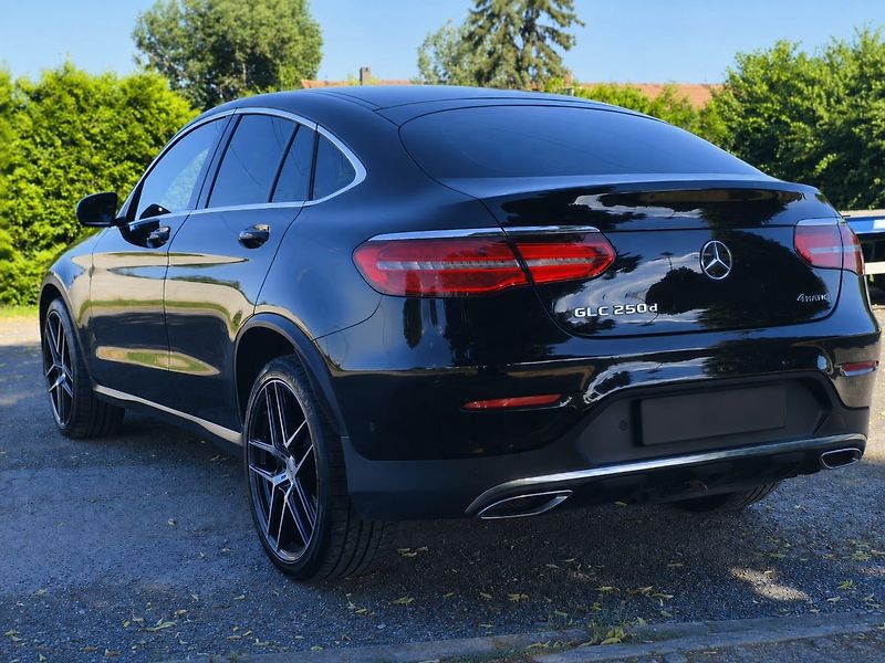 Mercedes-Benz GLC (2019) Coupe - fotka 2 z 10