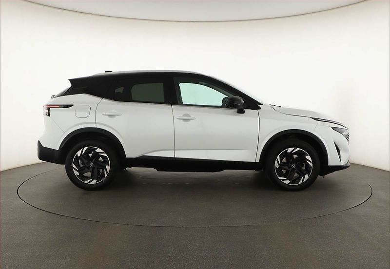 Nissan Qashqai (2025) 1.3 DIG-T MHEV, N-CONNECTA - fotka 6 z 20